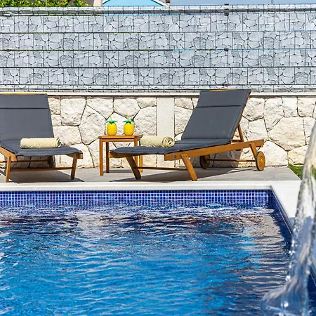 Villa Pavlina Kaštela Buitenkant foto
